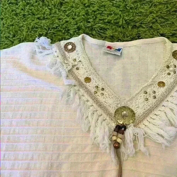 Vintage Western Embellished Tee Shirt - Picture 3 of 4
